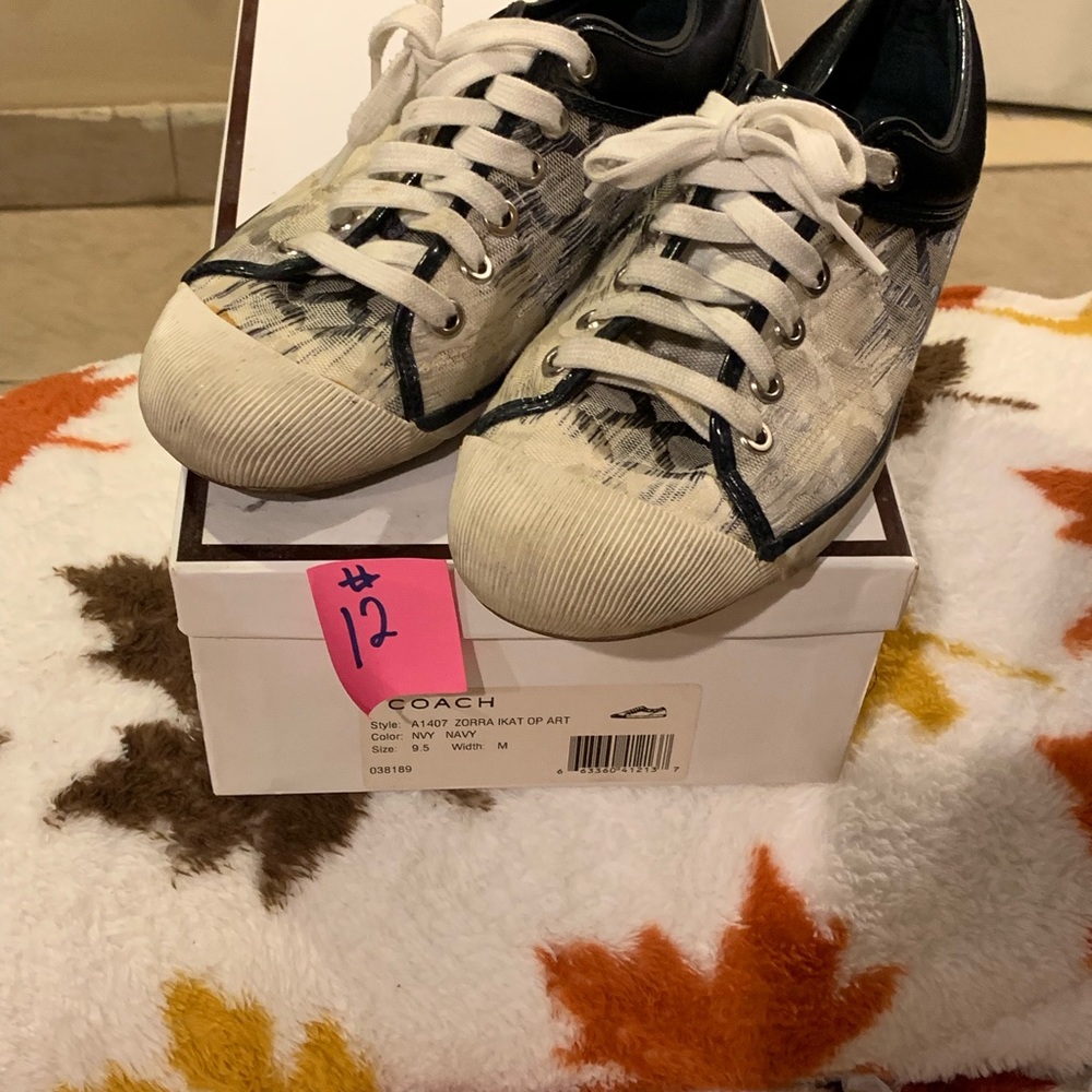 Coach shoes,size 10